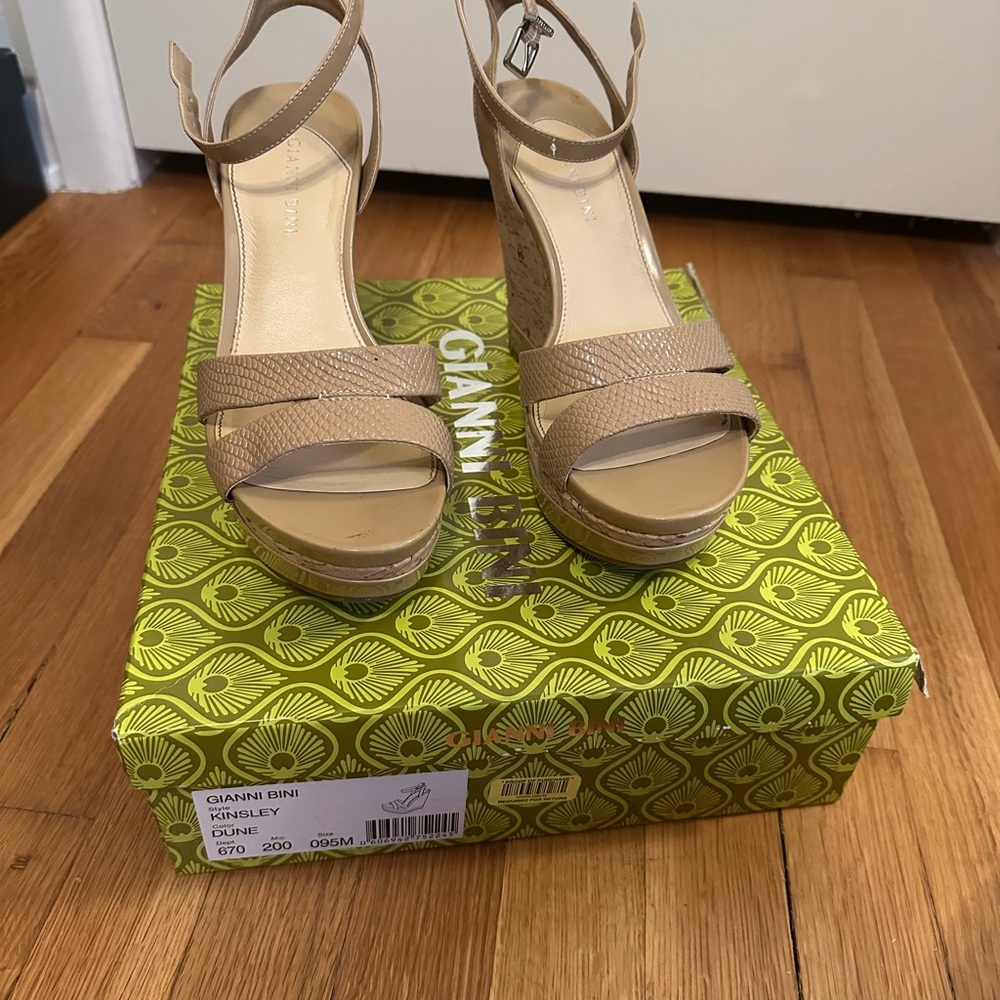 Gianni Bini Tan Wedge Sandals with Ankle Strap